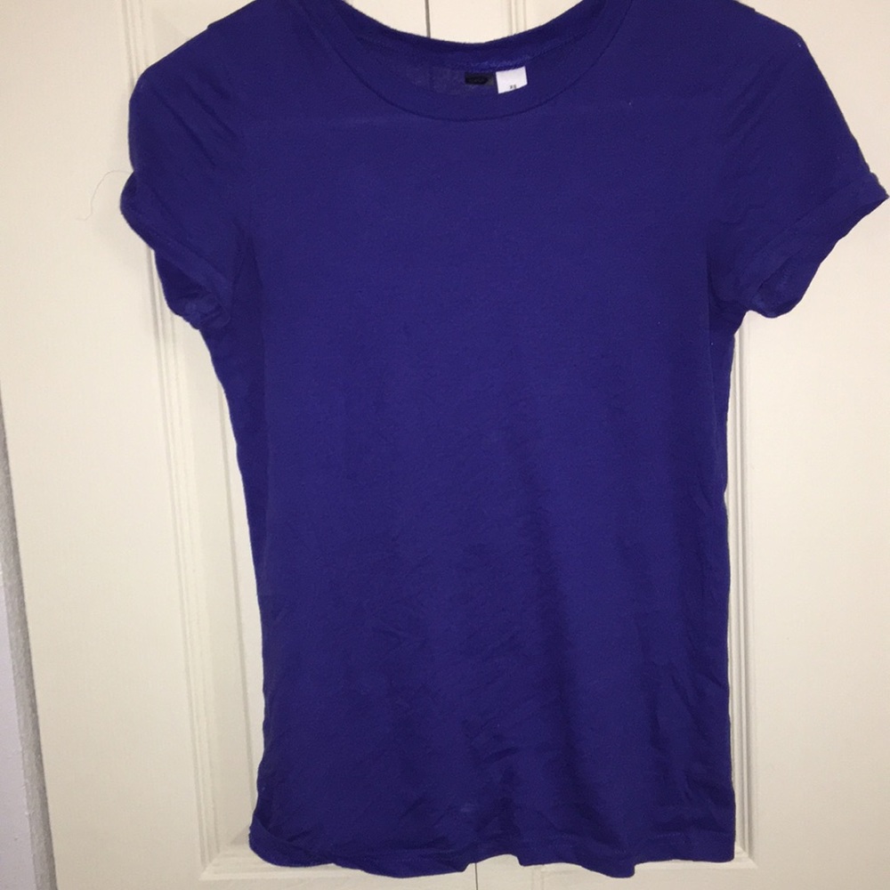 dark blue T-shirt